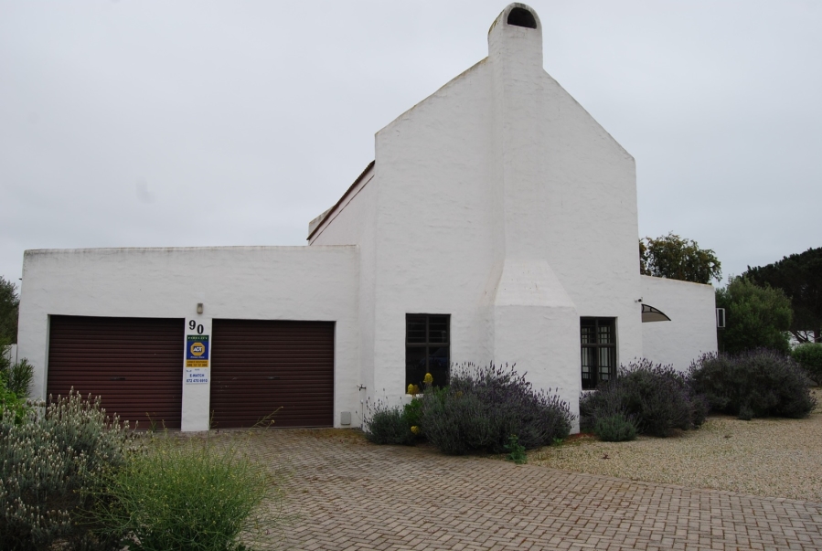 To Let 4 Bedroom Property for Rent in Port Owen Western Cape